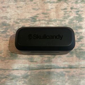 Skullcandy wireless earbuds